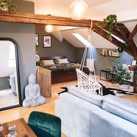 Charming Attic In The Heart Of شقة *
